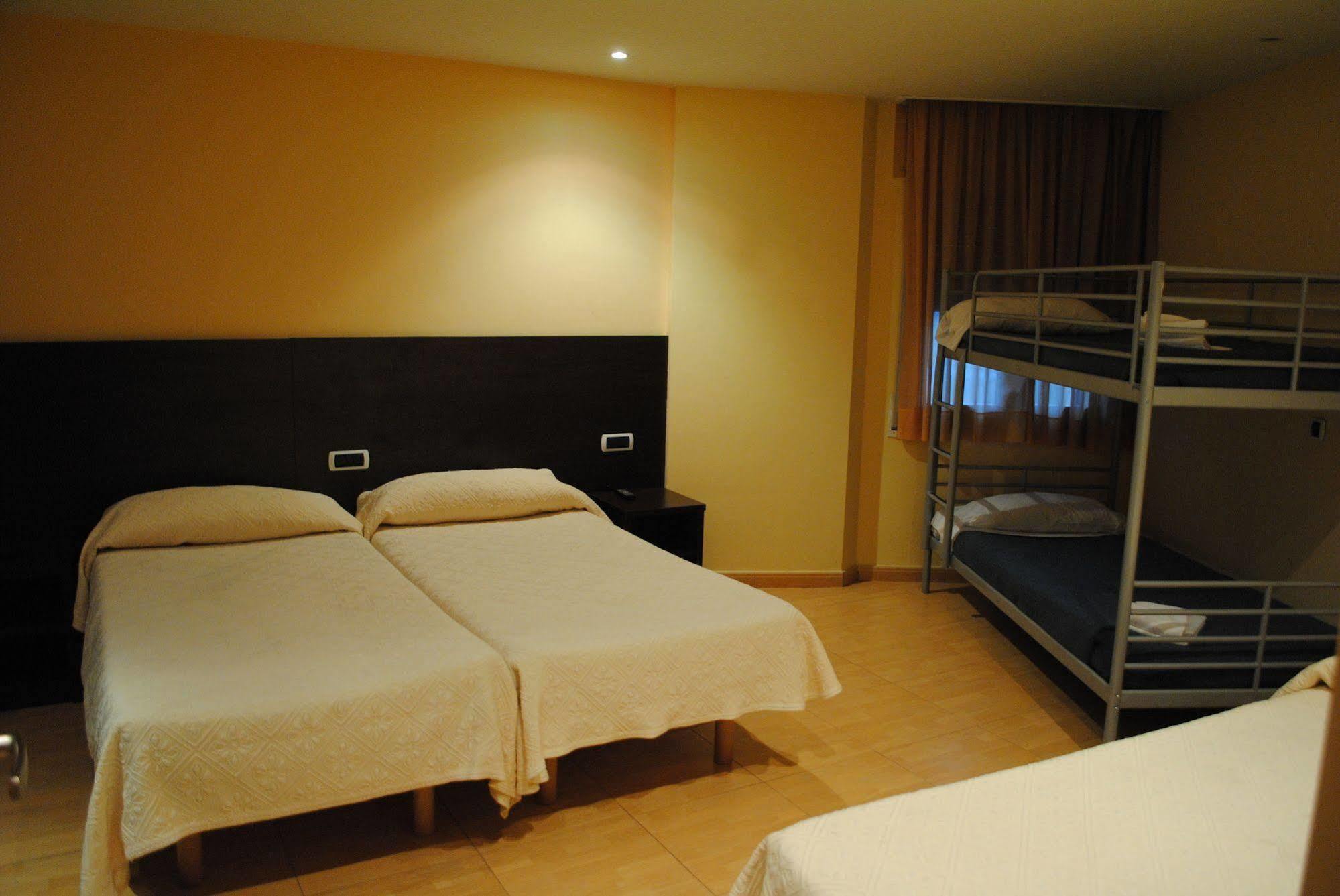 Hotel La Mola انكامب المظهر الخارجي الصورة